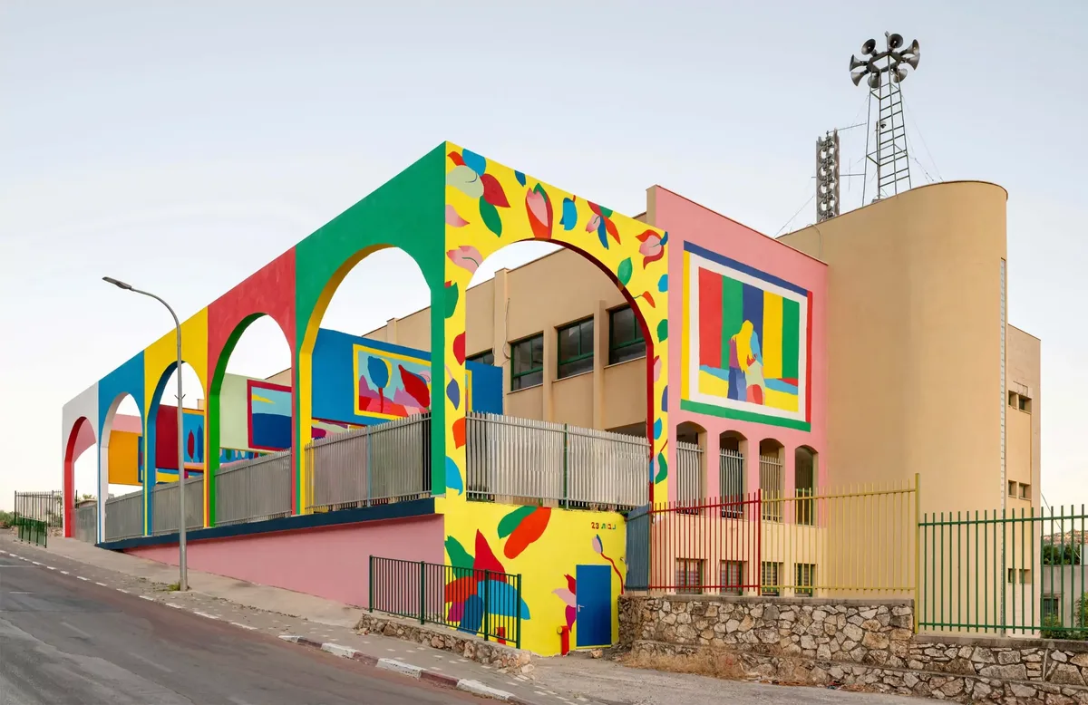 Navot Miller, Mural for Mekif Ort School Sajur, 2023, Mural